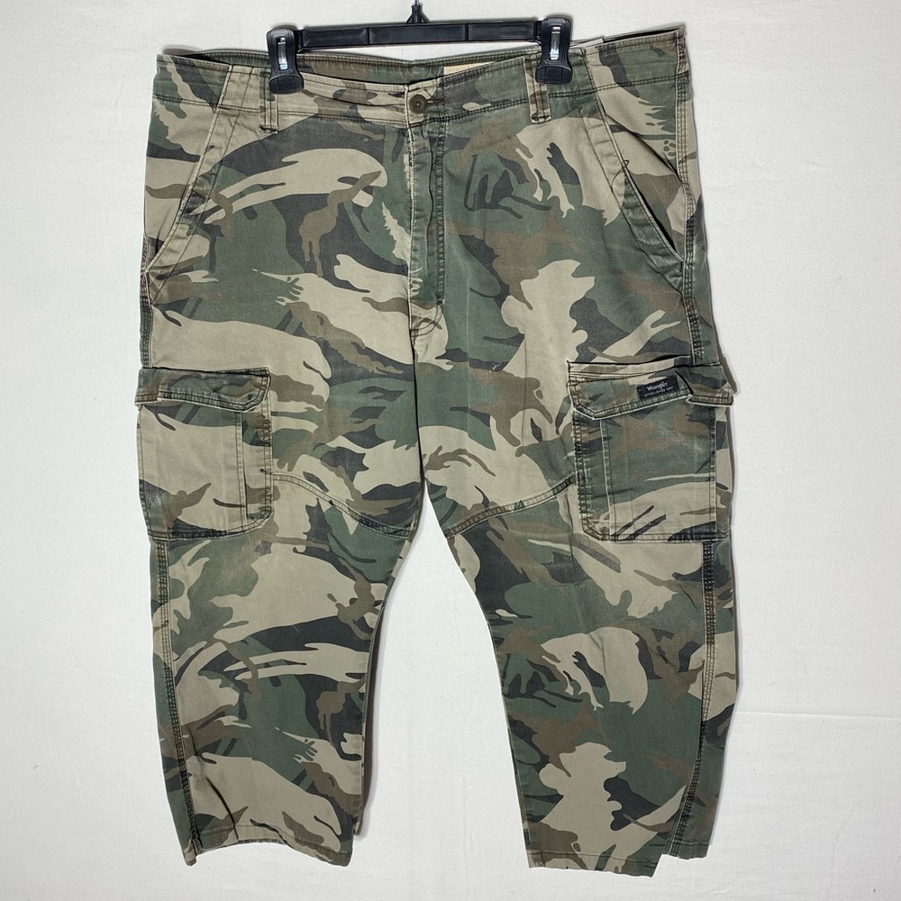 Wrangler Woodland Camo Green Tan Relaxed Fit Camouflage Cargo Pants 40